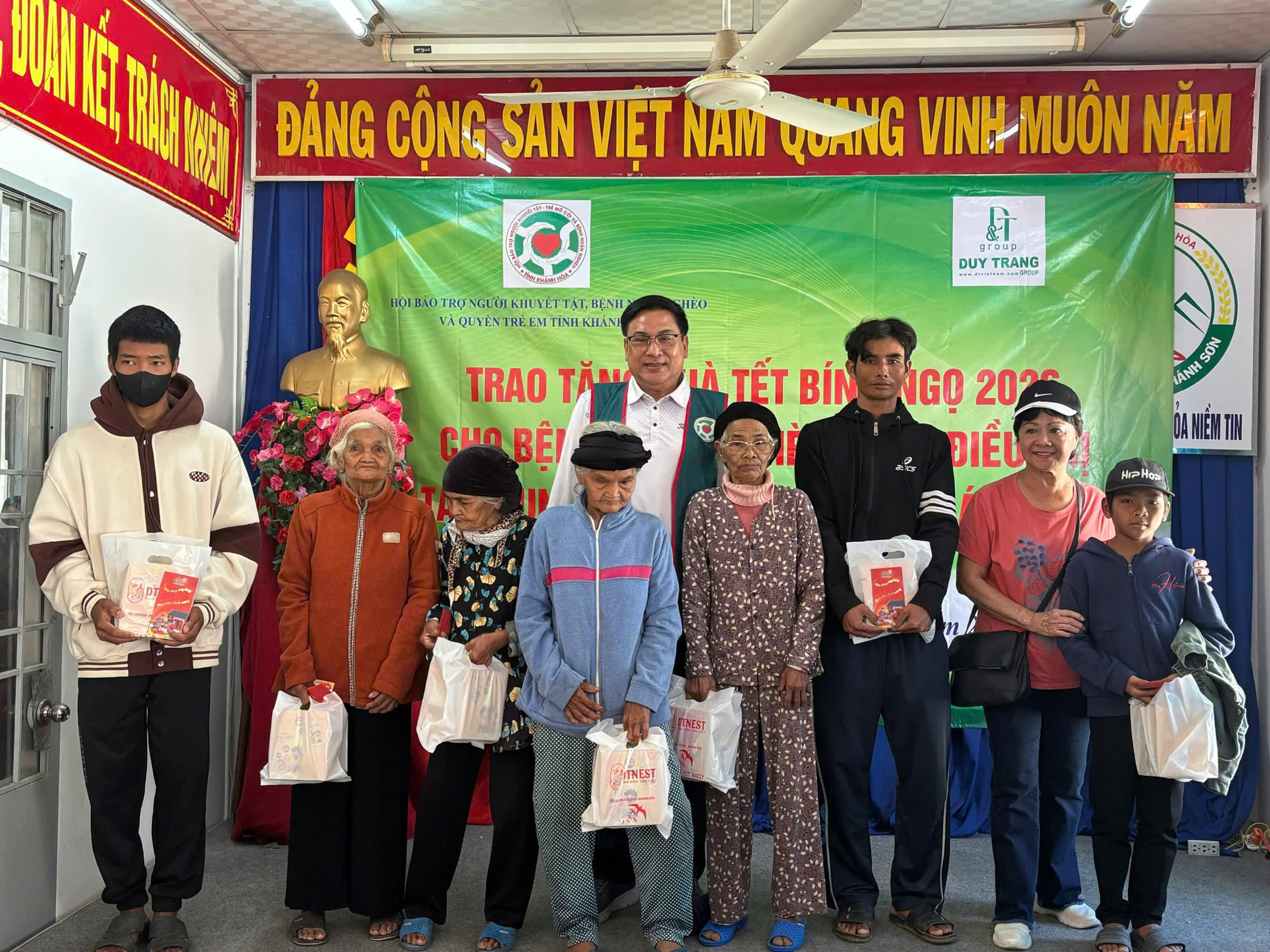 BẬN RỘN VỚI YÊU THƯƠNG